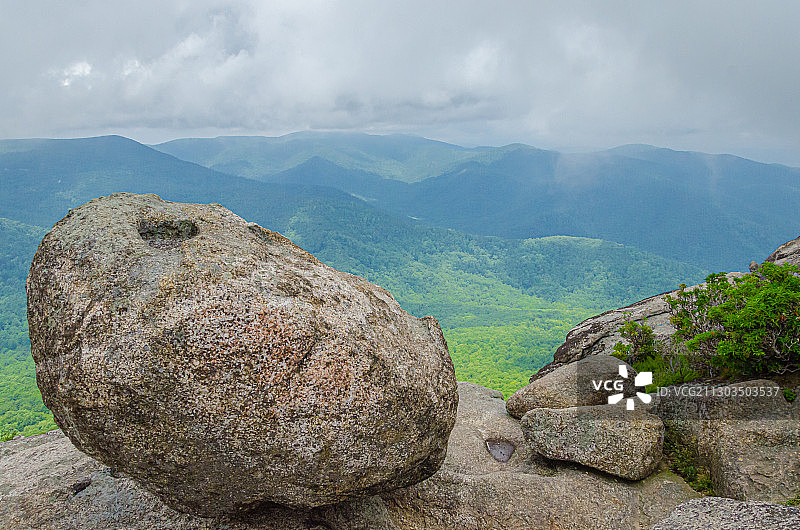 美国弗吉尼亚州谢南多厄国家公园山区风光图片素材