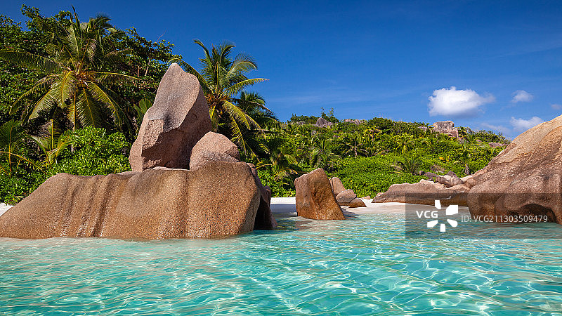 塞舌尔拉迪格岛海景岩石风光图片素材