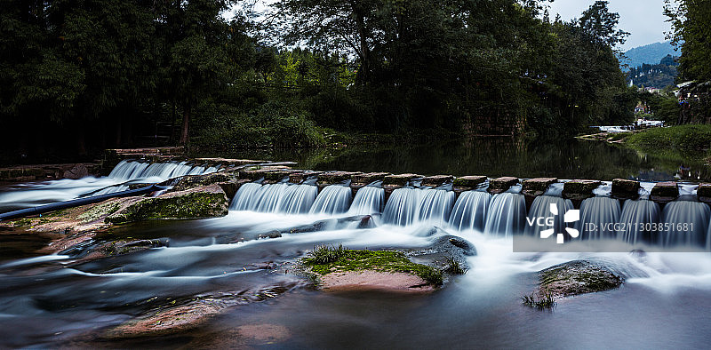 水墨上里图片素材