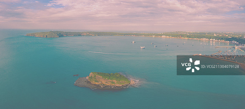 航拍火山岛北海涠洲岛图片素材