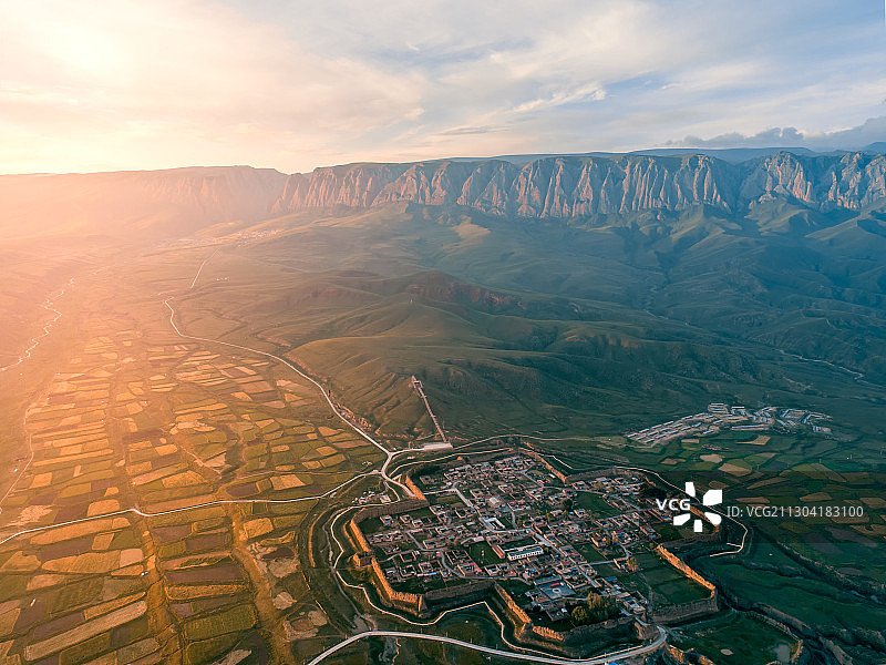 甘南八角古城日落图片素材