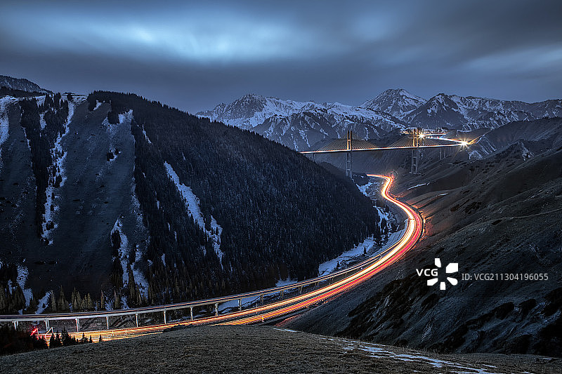 果子沟大桥图片素材