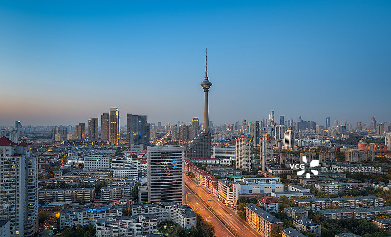天津天塔夜景远眺图片素材