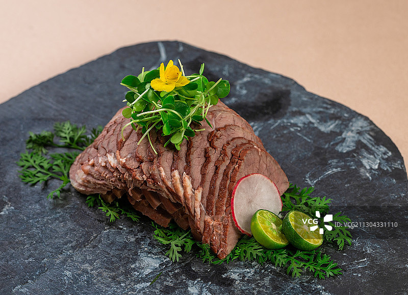 中国菜 - 冷盘文火香卤牛腱子图片素材