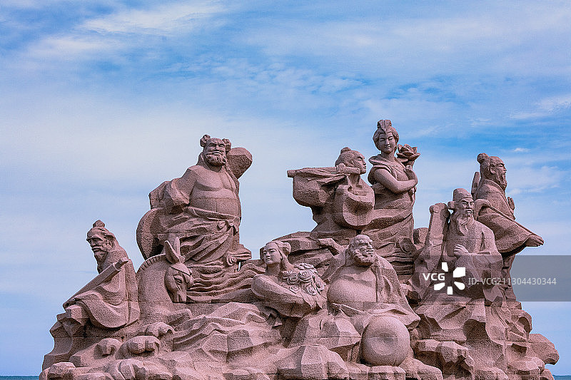 山东烟台蓬莱八仙过海群雕图片素材