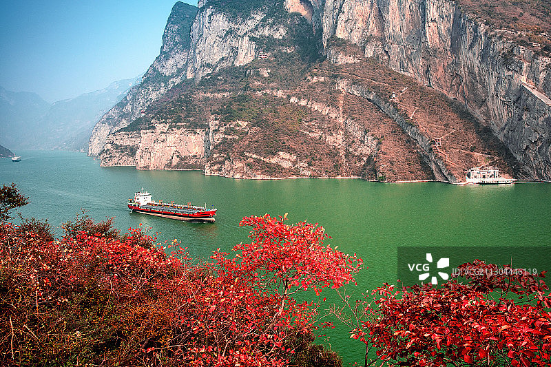 重庆巫山三峡红叶图片素材