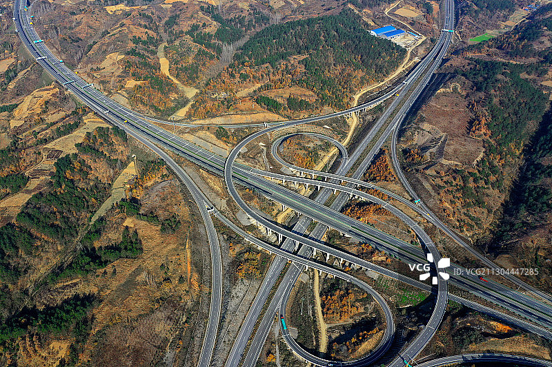 豫西山区高速公路立交互通图片素材