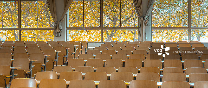 回不去的课堂图片素材