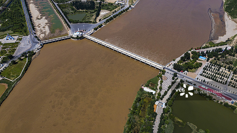 三盛公水利枢纽位于内蒙古自治区巴彦淖尔市磴口县图片素材