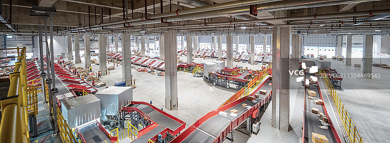 郑州京东物流仓库分拣线图片素材