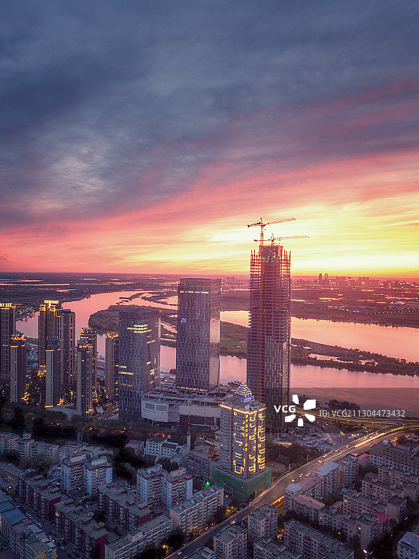 哈尔滨城市天际线图片素材