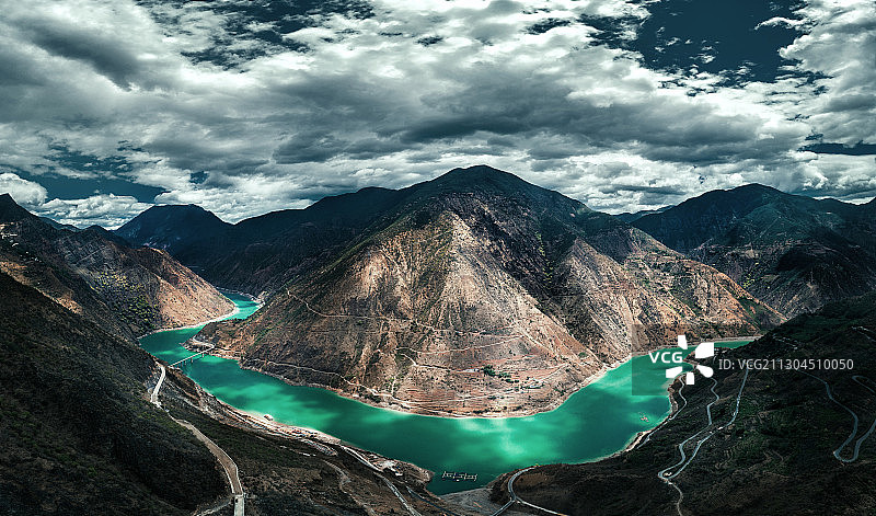 云南金沙江全景图片素材