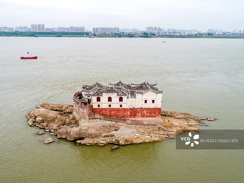 湖北鄂州“阁坚强：长江中龙蟠矶上的“万里长江第一阁”——观音阁图片素材