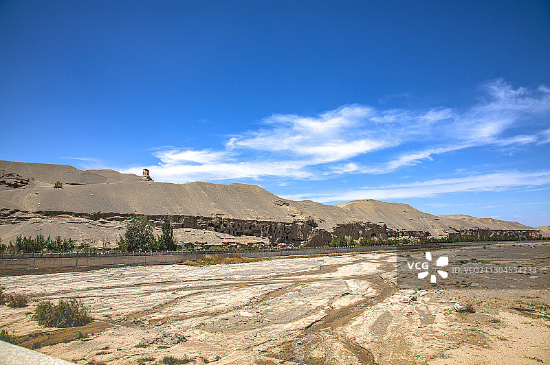 敦煌莫高窟的美景图片素材