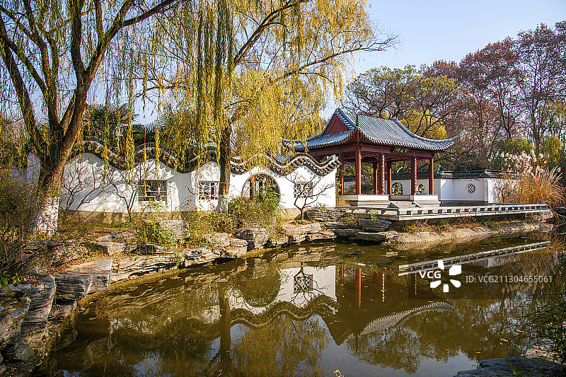 江苏南京钟山红楼艺文苑图片素材