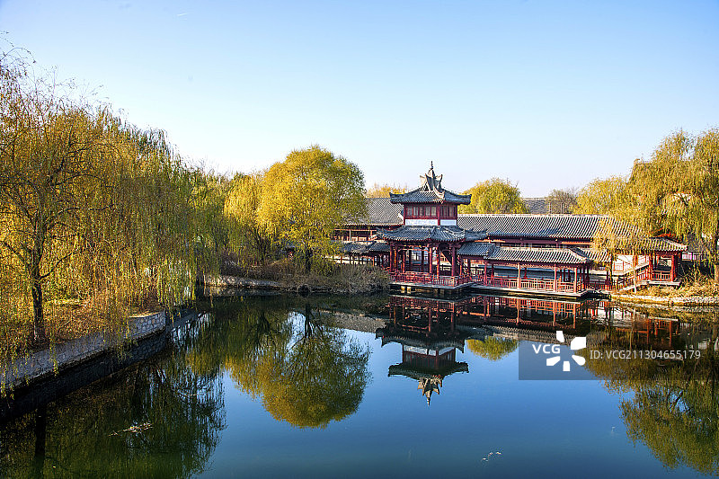 山东济南章丘百脉泉清照词园明水湖图片素材