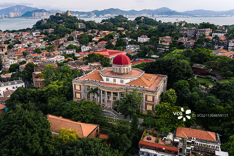 红色穹顶八卦楼图片素材