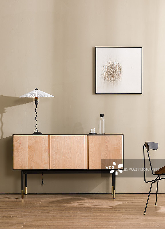 北欧极简家居餐边柜图片素材