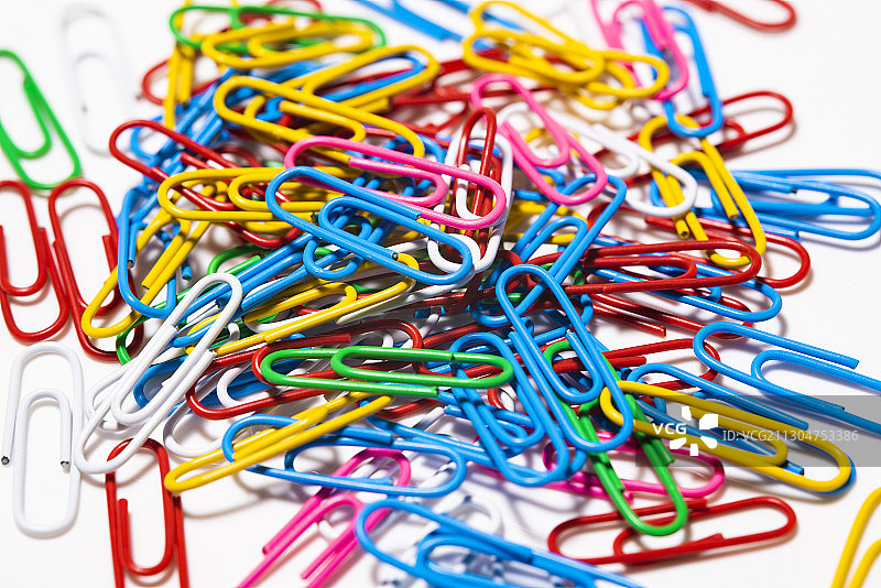 回形针色彩背景图片素材