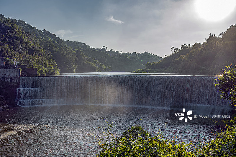 瀑布风光，鸟图片素材