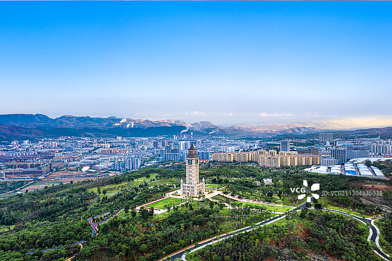 航拍云南红河州开远市凤凰生态公园图片素材