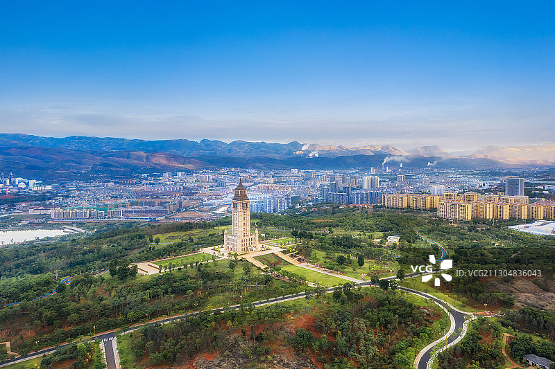 航拍云南红河州开远市凤凰生态公园图片素材