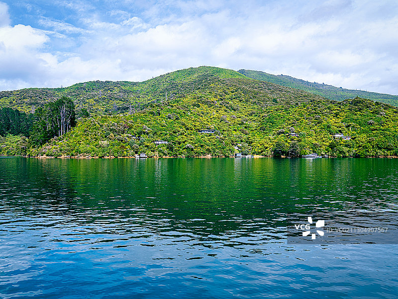 新西兰马尔堡峡湾沿岸风光图片素材