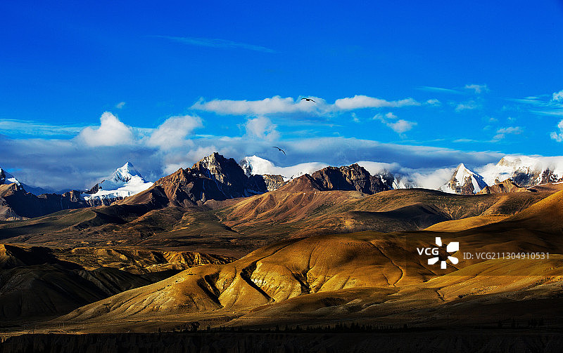 神山光影图片素材