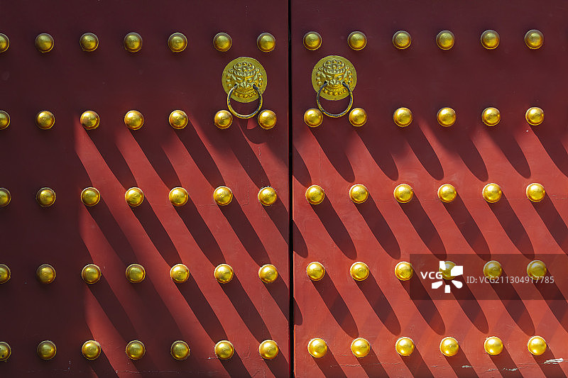 皇家大门的门钉图片素材
