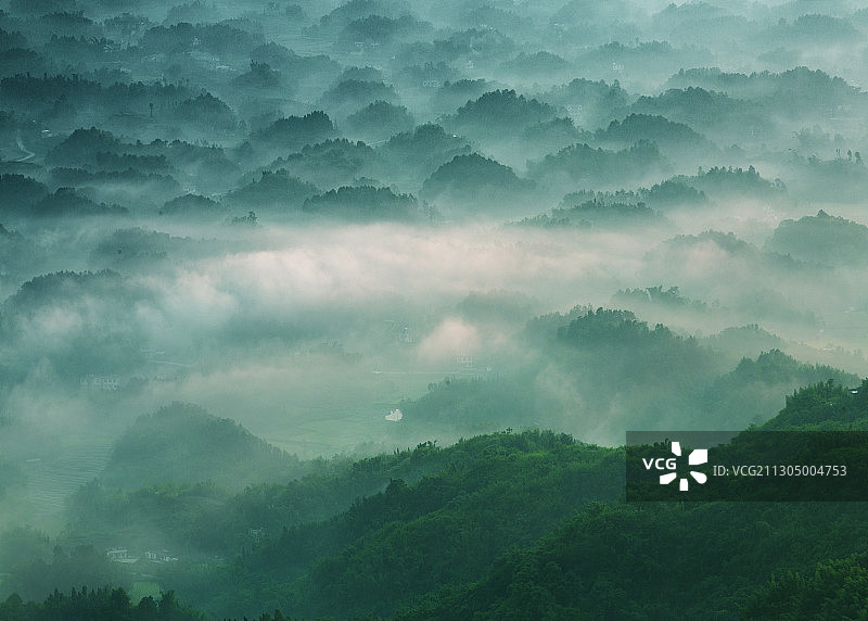 蜀南竹海-远山含黛图片素材