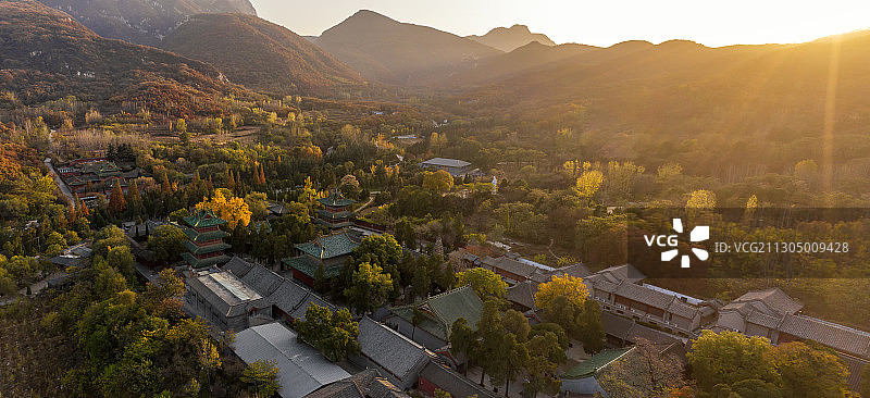 河南省郑州市登封少林寺秋天全景航拍图片素材
