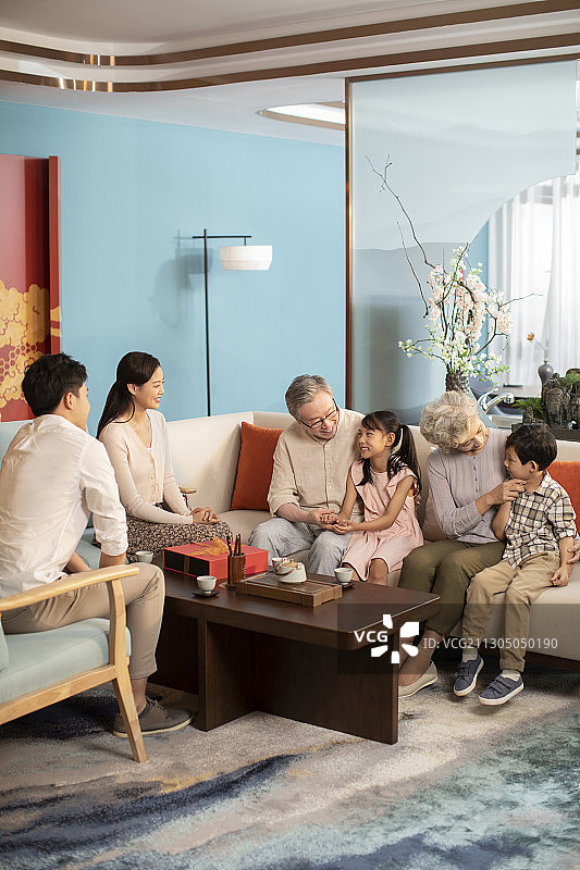 家人团聚图片素材