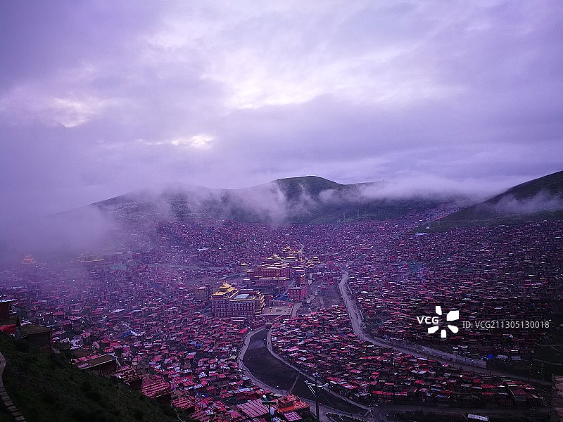 色达   红房子图片素材