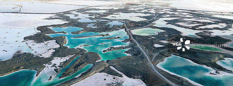 西北盐湖图片素材