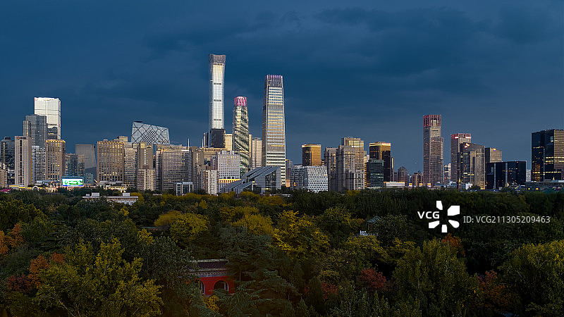 国贸CBD古今秋夜图片素材