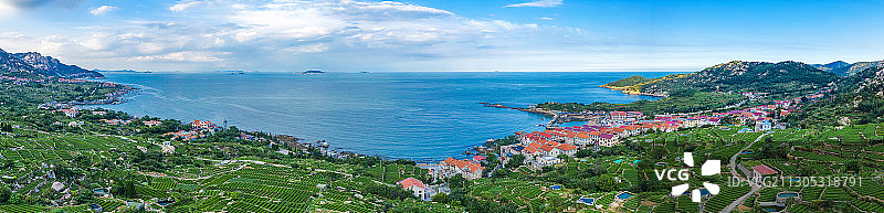 崂山渔村全景图片素材