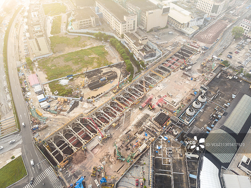 广州地铁七号线延长线施工工地图片素材