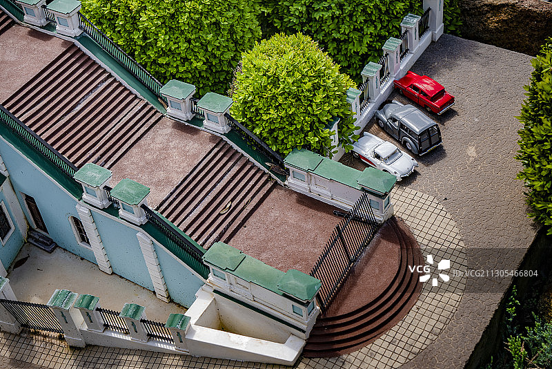 欧式庄园室外楼梯与停车场图片素材