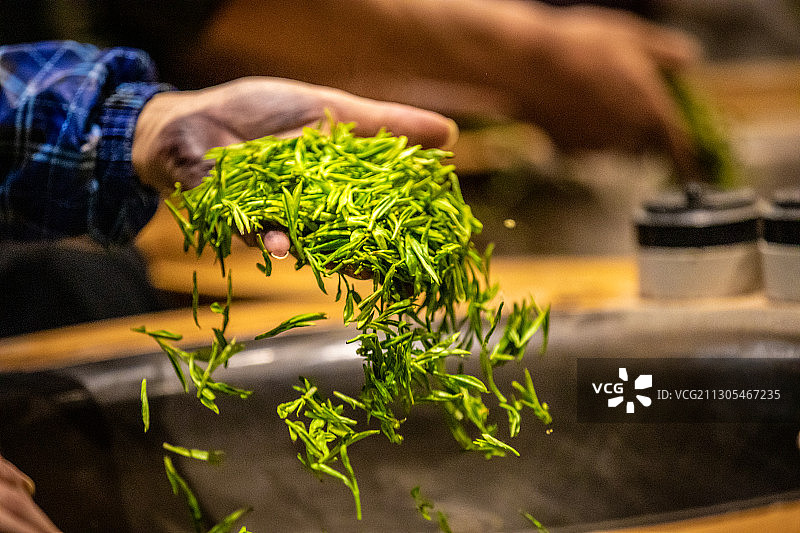 炒茶图片素材