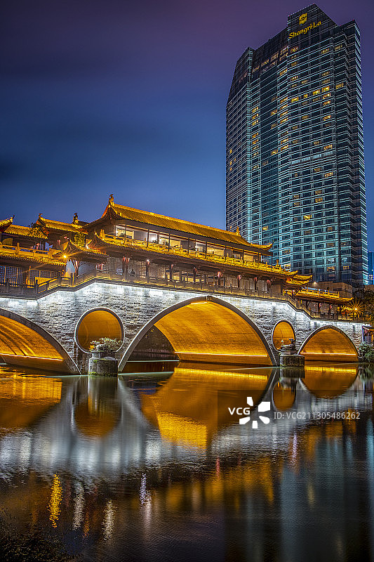 九眼桥元素对撞图片素材