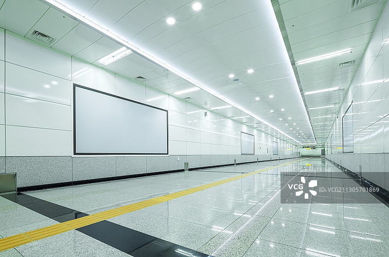 城市地铁通道图片素材