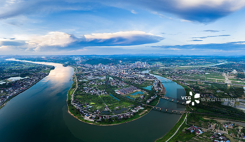 碧水蓝天图片素材