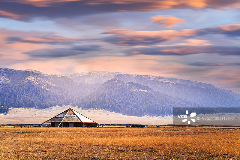 中国新疆博尔塔拉蒙古自治州博乐市赛里木湖风景区图片素材