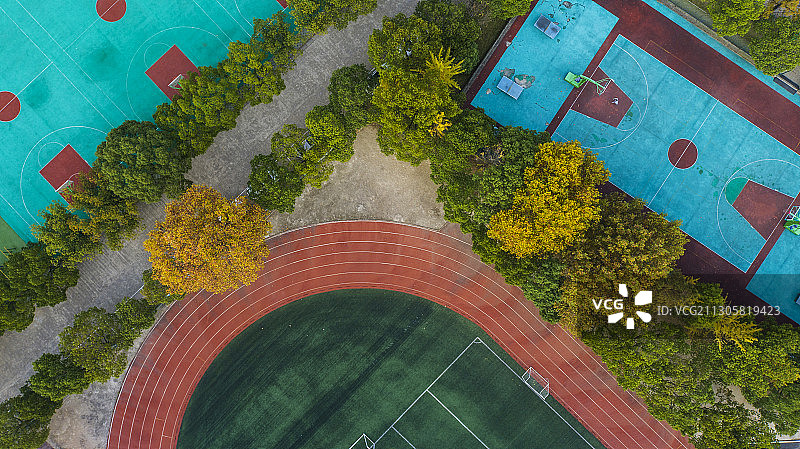 航拍中国安徽宣城市郎溪实验初中校园秋色图片素材