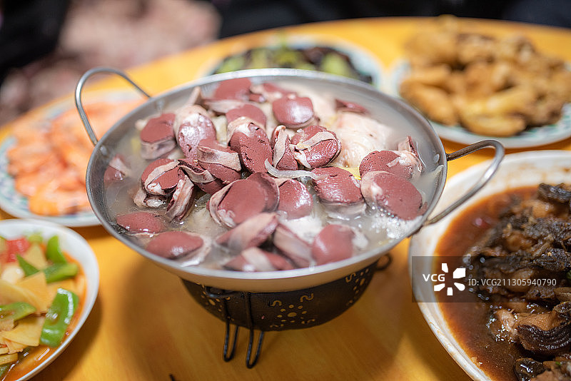 辽宁沈阳年夜饭酸菜炖血肠图片素材
