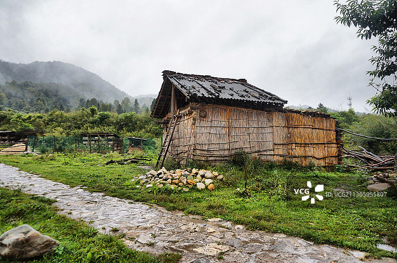 山间小屋图片素材