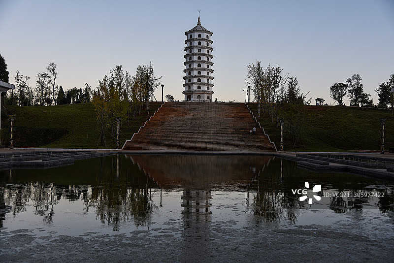 云南师宗县文笔塔图片素材