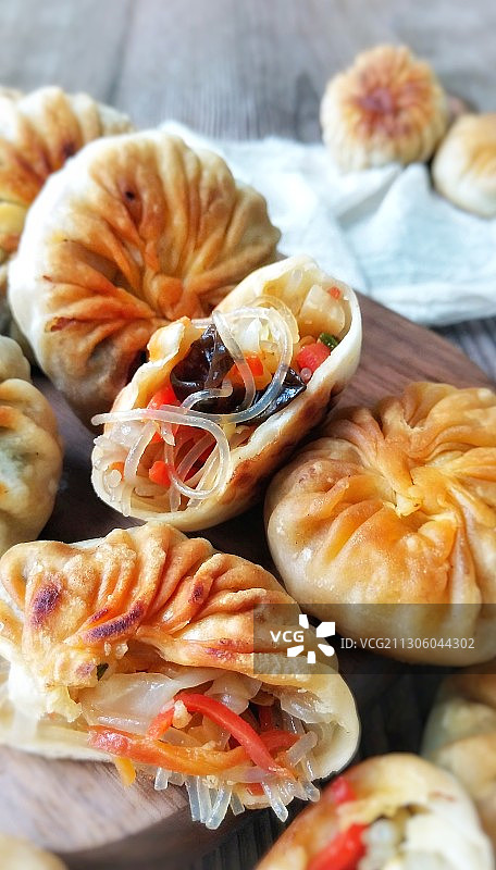 自制包菜馅饼，很好吃哦图片素材