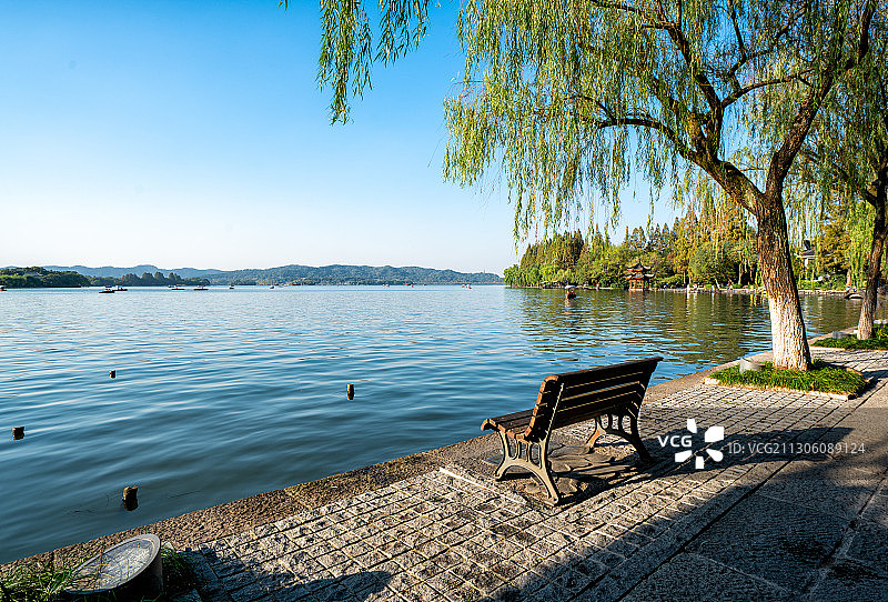 杭州西湖边图片素材