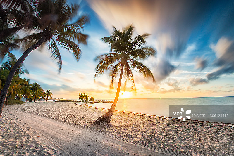 美国佛罗里达最南端基韦斯特的沿海公里上的海边小岛图片素材